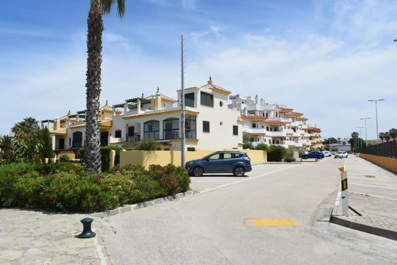 Mar De Plata Donkey - Piscina, Parking, Atlanterra Apartment Захара де лос Атунес Екстериор снимка